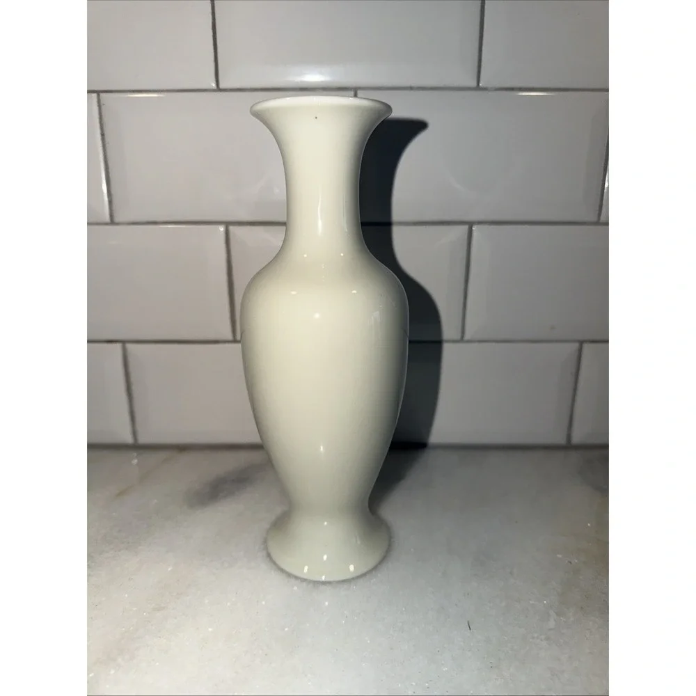 vintage toscany collection Bisque Vase‎